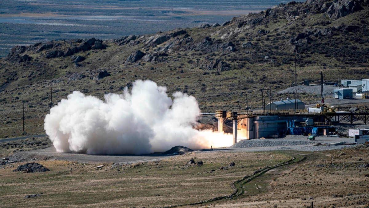美国空军部长接受路透社专访承认：美中正在进行高超音速武器“军备竞赛”