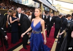 Brie Larson arrives at the Oscars on Feb. 28, 2016, at the Dolby Theatre in Los Angeles.