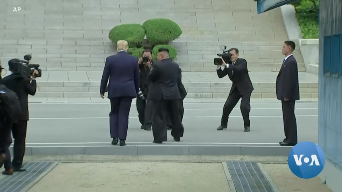 Trump Meets Kim At Dmz Crosses Into North Korea