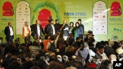 Organizers announce the cancellation of a televised speech by British-Indian author Salman Rushdie at the annual Literature Festival in Jaipur, capital of India's desert state of Rajasthan January 24, 2012