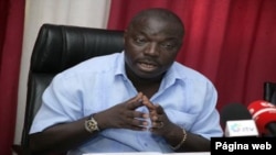 Bento Kangamba critica quem pede prestação de contas de JES