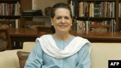 Bà Sonia Gandhi là nhân vật đứng đầu một gia đình đã ngự trị trên chính trường Ấn Độ trong hầu hết thời gian, từ khi nước này giành lại độc lập từ tay nước Anh