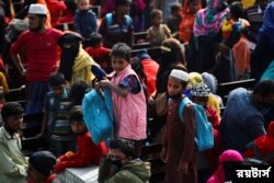 Pengungsi Rohingya di distrik Noakhali, Bangladesh, 29 Desember 2020. (Foto: REUTERS/Mohammad Ponir Hossain)