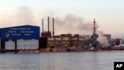 Пожар на субмарине «Майами» ВМС США в Портсмуте, штат Мэн.