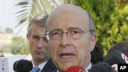 French Foreign Minister Alain Juppe (fle photo)