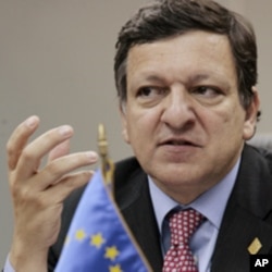 European Commission President Jose Manuel Durao Barroso speaks during a news conference (file photo)