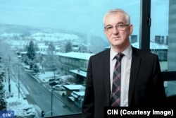 Načelnik Ilijaša Akif Fazlić mogao je ilegalnu gradnju pratiti s prozora svog ureda (Foto: CIN)