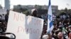 Pengungsi Afrika Lanjutkan Protes di Tel Aviv