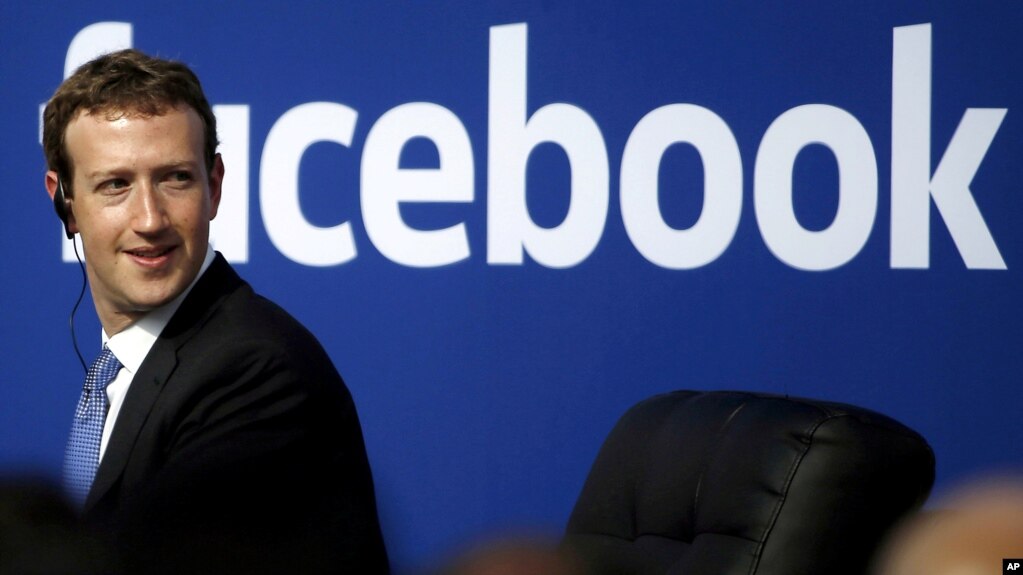 Mark Zuckerberg, reconociÃ³ a periodistas que el nÃºmero estimado de usuarios afectados por el compartimiento inapropiado de datos con una empresa britÃ¡nica es 30 millones mÃ¡s de lo que se habÃ­a anunciado.