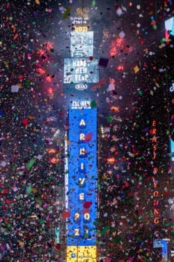 Відлік до Нового року на Таймз Сквер, Нью-Йорк