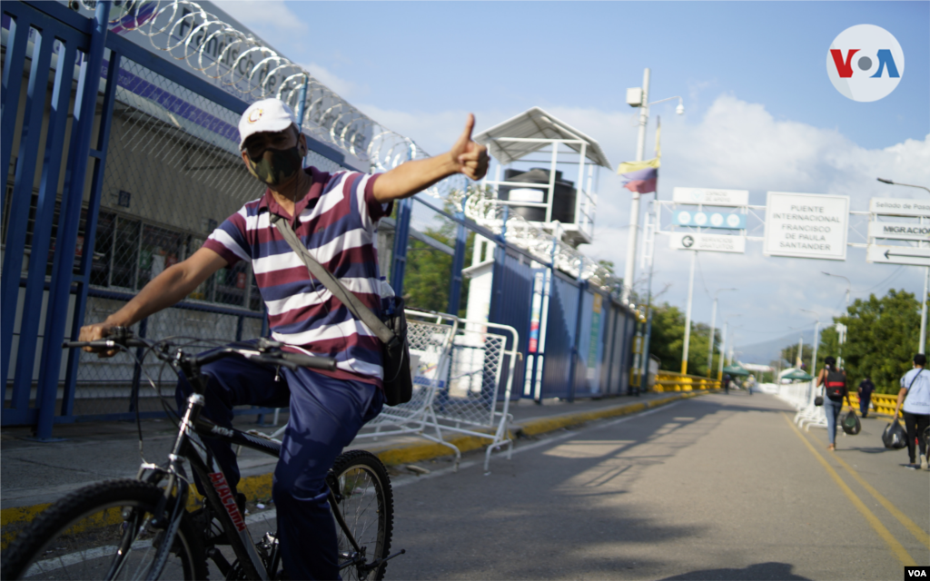 El paso peatonal está controlado por Migración Colombia.