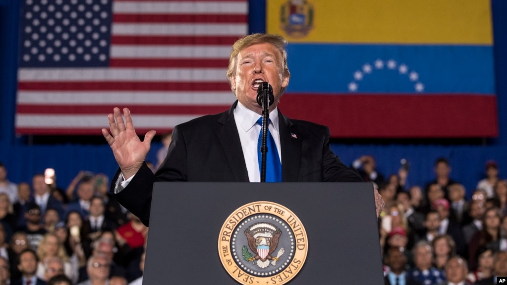 El presidente Donald Trump ofreciÃ³ el lunes 18 de febrero de 2019 un discurso en la Universidad Internacional de Florida sobre la crisis polÃ­tica en Venezuela.