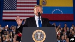 El presidente Donald Trump ofreció el lunes 18 de febrero de 2019 un discurso en la Universidad Internacional de Florida sobre la crisis política en Venezuela.