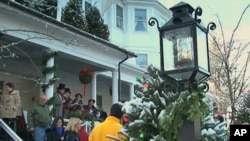 Each year, on the first Sunday of December, the Stockbridge Chamber of Commerce mobilizes the entire community to recreate the scene from "Stockbridge Main Street at Christmas," by painter Norman Rockwell