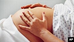 Obat mual bagi hamil thalidomide buatan produsen Jerman pada tahun 1950-an dan awal 1960-an menyebabkan ribuan bayi lahir dengan kecacatan yang parah (foto: ilustrasi). 