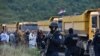 Rrugë të bllokuara në veriun e Kosovës – diplomatët perëndimorë në përpjekje për të ulur tensionet