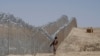 پاکستان کے لیے افغان سرحد پر باڑ کی تنصیب کی کیا اہمیت ہے؟
