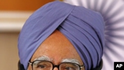 Indian Prime Minister Manmohan Singh (file photo)