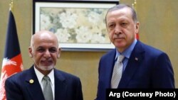 روسای جمهور افغانستان و ترکیه حین ملاقات در آستانه، پایتخت قزاقستان