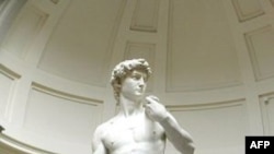 Bức tượng David của Michelangelo