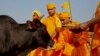 Indian police: Hindu mob kills Muslim over beef accusations