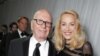 Nhà tài phiệt Murdoch đính hôn với cựu người mẫu Jerry Hall