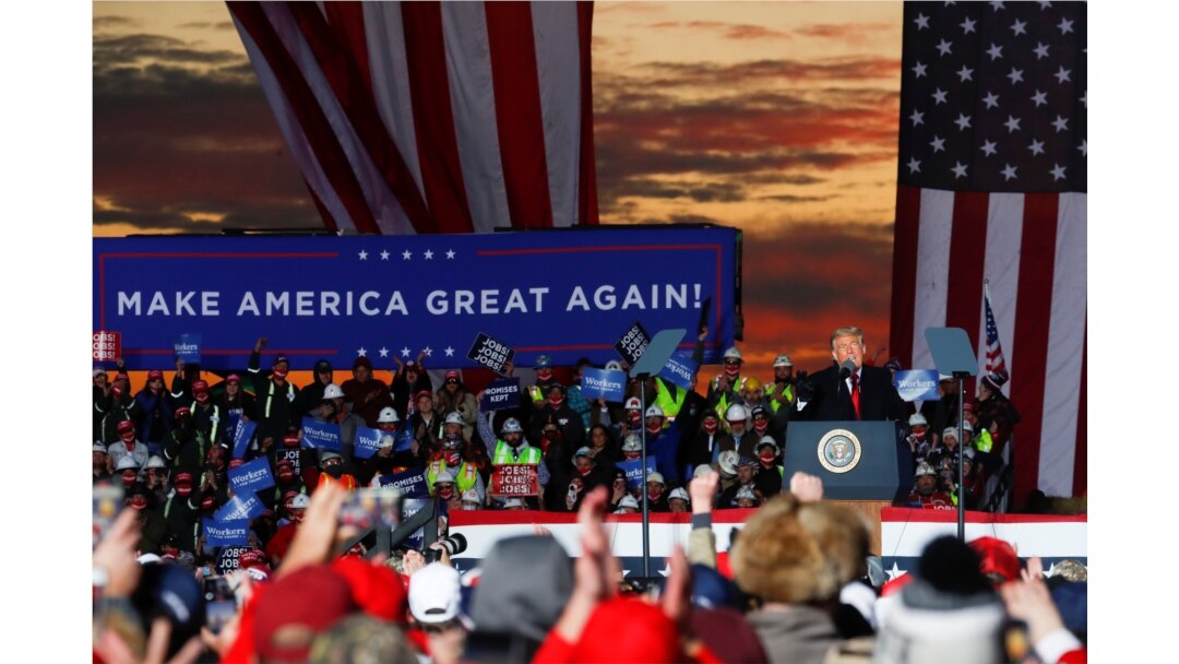 Presiden AS Donald Trump saat melakukan kampanye di Butler, Pennsylvania, AS, 31 Oktober 2020. (REUTERS / Shannon Stapleton)