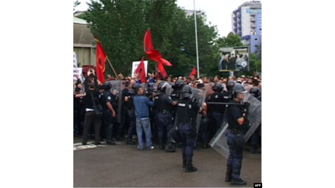 Server: Kako garantovati da podela Kosova ne bi destabilizovala Balkan?
