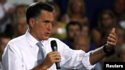 Tanto Mitt Romney como el presidente Barack Obama, empatados técnicamente, se encuentran inmersos en una campaña por todo el país en la que se han lanzado fuertes acusaciones.