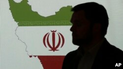 Para peretas terkait dengan pemerintah Iran diduga berusaha menyasar organisasi kampanye presiden AS (foto: ilustrasi). 