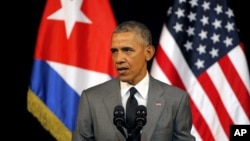 쿠바를 방문 중인 바락 오바마 미국 대통령이 22일 아바나에서 TV 생중계 연설을 하고 있다.