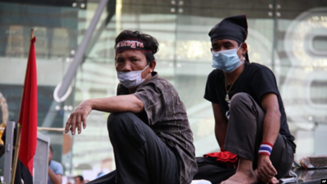 Thai protesters at rally site in downtown Bangkok, 18 May 2010