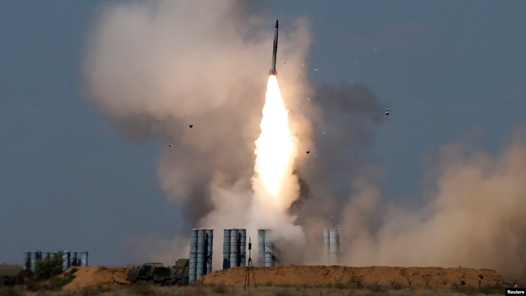 Hệ thống phòng không S-300 của Nga.