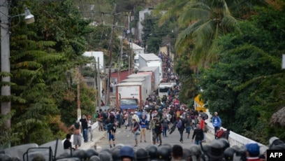 Guatemala Fuerzas de seguridad se enfrentan a caravana para