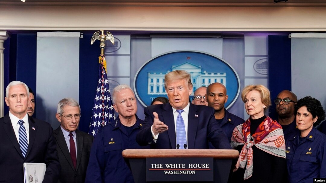 El presidente de EE.UU. Donald Trump habla en conferencia de prensa en la Casa Blanca, sobre la respuesta de su gobierno al coronavirus. Marzo 15 de 2020.
