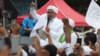 Mantan Ketua Umum FPI, Muhammad Rizieq Shihab berbicara di depan para pendukungnya di Jakarta, 10 November 2020 (foto: dok). 