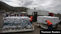 Llegan a Venezuela 100.000 dosis de la vacuna rusa Sputnik V. Febrero 13, 2021. Foto: Reuters.