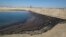 Vista del petróleo derramado en Huntington Beach, California, el domingo 3 de octubre de 2021. Uno de los derrames de petróleo más grandes en la historia reciente del sur de California afectó a playas populares y mató a la vida silvestre.