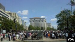 Moun ki pran lari nan Wasington, D.C apre premye soukous tranbleman'tè 23 dawout 2011 la