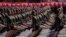 Para tentara perempuan Korea Utara (KPA) berbaris dalam parade militer di Lapangan Kim Il Sung, Pyongyang, untuk merayakan ulang tahun Korea Utara yang ke-70.