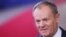 Прем'єр-міністр Польщі Дональд Туск говорить із журналістами на відкритті саміту Ради ЄС, 1 лютого 2024. REUTERS/Johanna Geron
