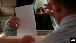 Un bureau de vote lors des élections législatives, à Rabat, au Maroc, le 7 octobre 2016.