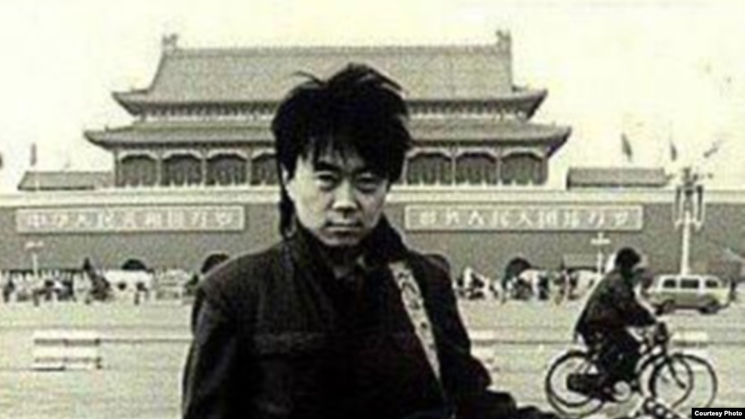 崔健：毛像还挂天安门时代就没有改变