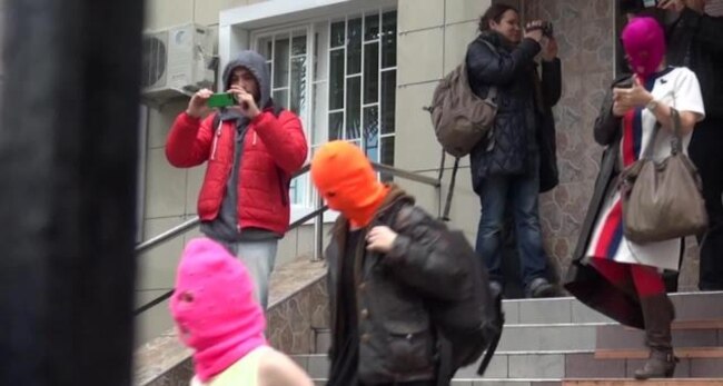Activists Challenge Russian Authorities at Sochi Olympics