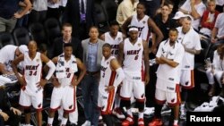 Ningún equipo ha superado una desventaja de 3-1 en las finales de la NBA, y por la forma en que el Heat ha jugado en los dos últimos juegos es difícil de imaginar que serán los primeros en hacerlo.