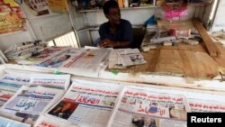 Unn kiosque à journaux à Khartoum,le 10 novembre 2012. 