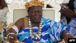 Amon Tanoé, à la tête de la Chambre nationale des rois et chefs traditionnels de Côte d'ivoire, à Grand-Bassam, le 20 novembre 2016.