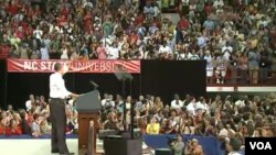 El presidente Barack Obama, habló ante una entusiaste audiencia jóven en la Universidad Estatal de Carolina del Norte, en Raleigh .