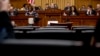 Barr se suočava sa glasanjem o nepoštivanju Kongresa