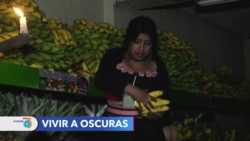 Ecuatorianos relatan cómo es vivir con apagones de hasta 14 horas al día